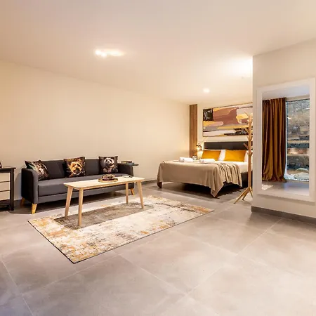 Villa Eva - Amazing Heated Pool, Chill Out And Bbq *