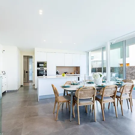 Eva - Amazing Heated Pool, Chill Out And Bbq