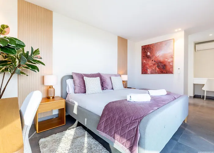 Eva * Callao Salvaje